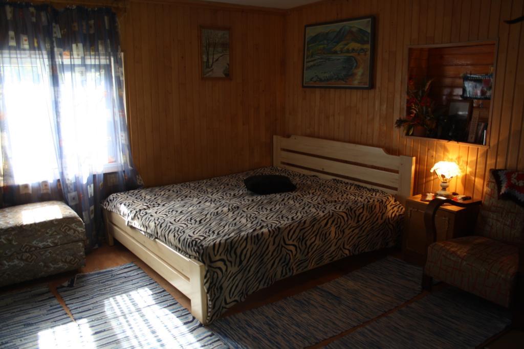 Садиба Під Гострою Zjdenjevo Eksteriør bilde