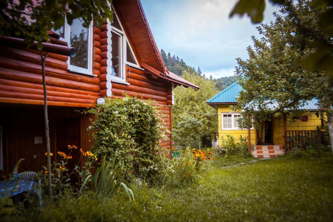 Садиба Під Гострою Zjdenjevo Eksteriør bilde