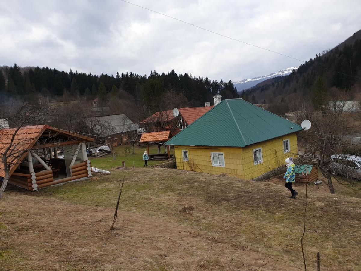 Садиба Під Гострою Zjdenjevo Eksteriør bilde